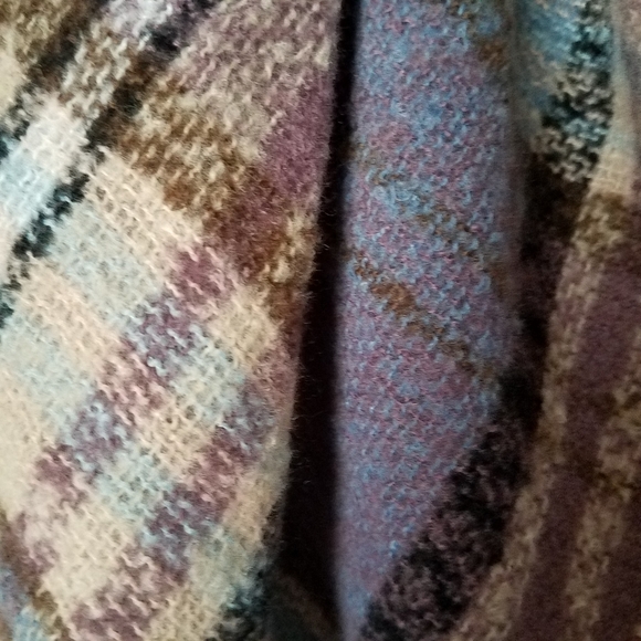 Scarf - Picture 3 of 3